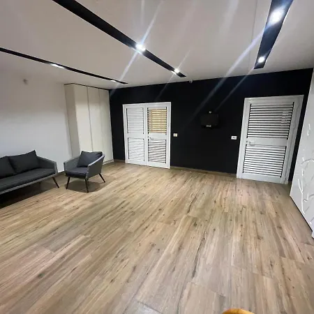 Eri Apartman